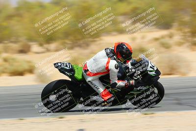 media/Apr-10-2022-SoCal Trackdays (Sun) [[f104b12566]]/Turn 9 (130pm)/